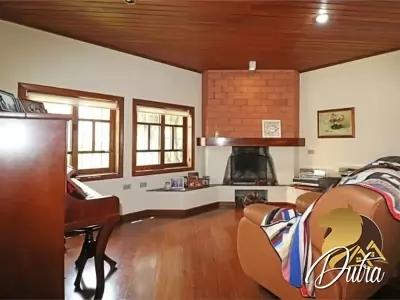 Padrão Vila Madalena 300m² 04 Dormitórios 02 Suítes 4 Vagas