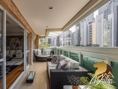 Uniqueness Cidade Monções 245m² 04 Dormitórios 04 Suítes 4 Vagas