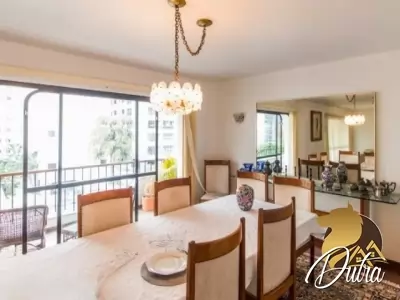 Villa Alexandra Jardim Paulista 293m² 04 Dormitórios 04 Suítes 5 Vagas