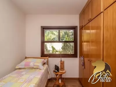 Sobrado Chácara Monte Alegre 431m² 05 Dormitórios 03 Suítes 3 Vagas