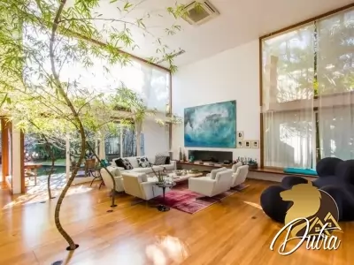 Sobrado Chácara Monte Alegre 385m² 04 Dormitórios 03 Suítes 4 Vagas