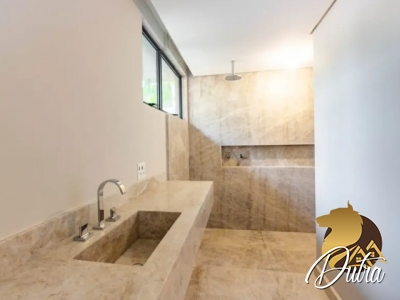 Padrão Jardim Luzitânia 981m² 04 Dormitórios 04 Suítes 4 Vagas