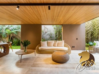 Padrão Jardim Luzitânia 981m² 04 Dormitórios 04 Suítes 4 Vagas