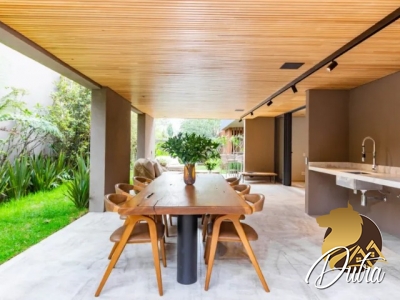 Padrão Jardim Luzitânia 981m² 04 Dormitórios 04 Suítes 4 Vagas
