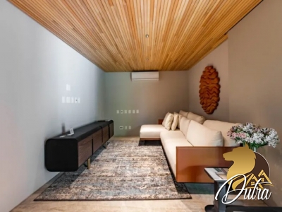 Padrão Jardim Luzitânia 981m² 04 Dormitórios 04 Suítes 4 Vagas