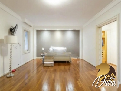 Padrão Jardim Europa 620m² 04 Dormitórios 04 Suítes 4 Vagas