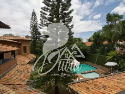 Padrão Campo Belo 600m² 07 Dormitórios 04 Suítes 6 Vagas