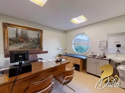 Clínica Indianópolis 335m² 02 Dormitórios 02 Suítes 3 Vagas