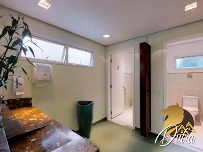 Clínica Indianópolis 335m² 02 Dormitórios 3 Vagas
