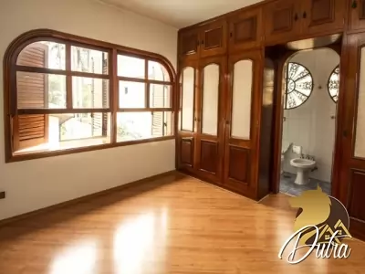 Casa de Vila Jardim Marajoara 380m² 05 Dormitórios 05 Suítes 5 Vagas