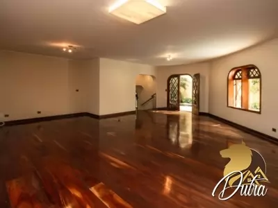 Casa de Vila Jardim Marajoara 380m² 05 Dormitórios 05 Suítes 5 Vagas