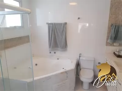 Casa De Vila Sumarezinho 300m² 04 Dormitórios 03 Suítes 4 Vagas