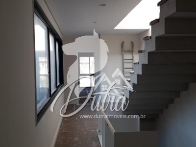 Casa de vila Brooklin 240m² 03 Dormitórios 03 Suítes 2 Vagas