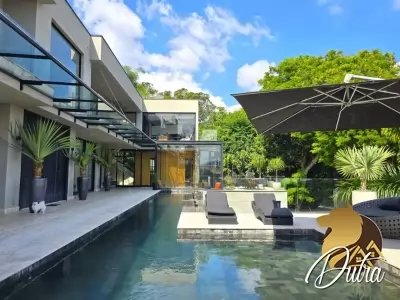 SÃO PAULO II Granja Viana 1300m² 05 Dormitórios 05 Suítes 4 Vagas