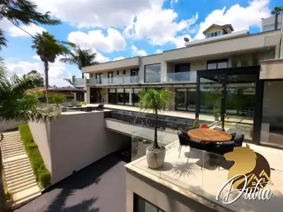 SÃO PAULO II Granja Viana 1300m² 05 Dormitórios 05 Suítes 4 Vagas