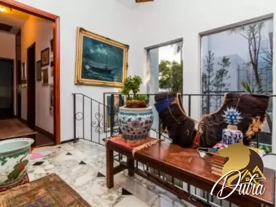 Padrão Jardim Luzitânia 306m² 04 Dormitórios 02 Suítes 6 Vagas