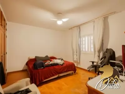 Sobrado Jardim Paulistano 240m² 05 Dormitórios 01 Suítes 5 Vagas