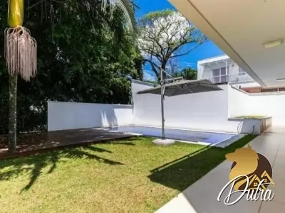 Condominio Porto Fino Parque Colonial 751m² 04 Dormitórios 04 Suítes 8 Vagas