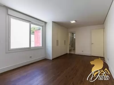 Condominio Porto Fino Parque Colonial 751m² 04 Dormitórios 04 Suítes 8 Vagas