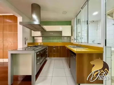 Casa de Condomínio Alto da Boa Vista 442m² 04 Dormitórios 04 Suítes 3 Vagas