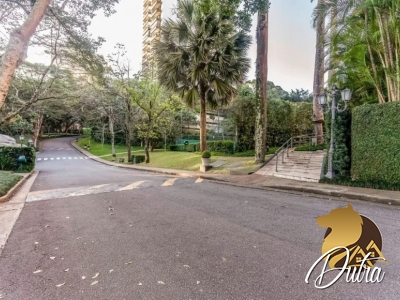 Condominio da Chacara Santa Helena Santo Amaro 350m² 04 Dormitórios 04 Suítes 3 Vagas