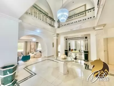 Padrão Interlagos 1182m² 04 Dormitórios 04 Suítes 6 Vagas