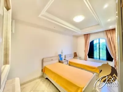 Padrão Interlagos 1182m² 04 Dormitórios 04 Suítes 6 Vagas