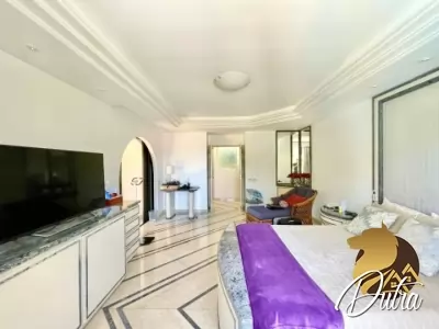 Padrão Interlagos 1182m² 04 Dormitórios 04 Suítes 6 Vagas