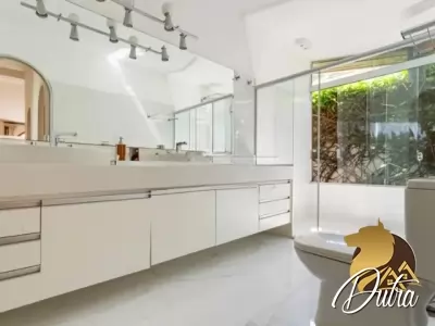 Padrão Alto de Pinheiros 1016m² 04 Dormitórios 04 Suítes 15 Vagas