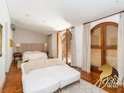 Padrão Alto de Pinheiros 1016m² 04 Dormitórios 04 Suítes 15 Vagas