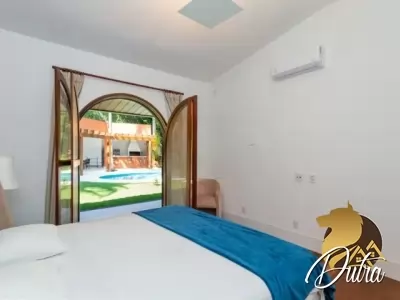 Padrão Alto de Pinheiros 1016m² 04 Dormitórios 04 Suítes 15 Vagas