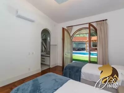 Padrão Alto de Pinheiros 1016m² 04 Dormitórios 04 Suítes 15 Vagas