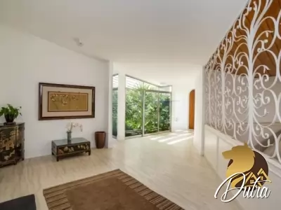 Padrão Alto de Pinheiros 1016m² 04 Dormitórios 04 Suítes 15 Vagas