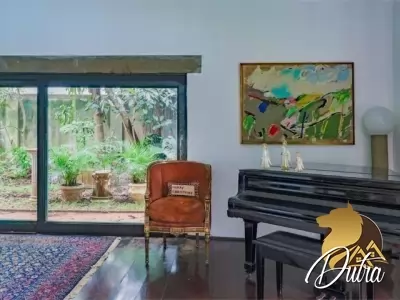 Padrão Jardim América 1000m² 05 Dormitórios 04 Suítes 10 Vagas