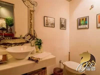 Padrão Jardim América 1000m² 05 Dormitórios 04 Suítes 10 Vagas