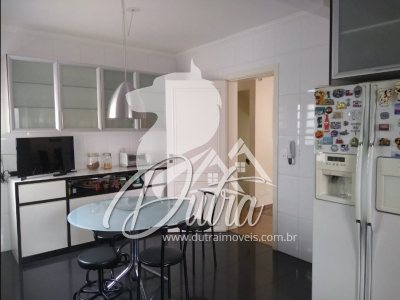 Casa Sobrado Moema 360m² 3 Dormitórios 1 Suíte 4 Vagas