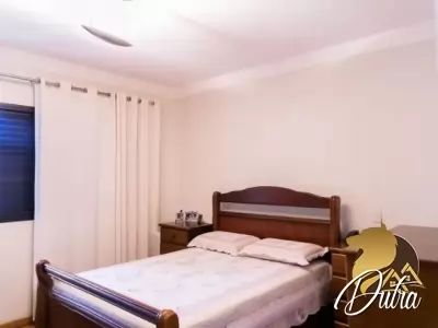 Edifício Adriana Aclimação 240m² 04 Dormitórios 02 Suítes 3 Vagas