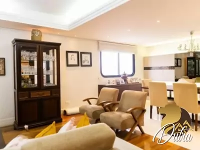 Edifício Adriana Aclimação 240m² 04 Dormitórios 02 Suítes 3 Vagas