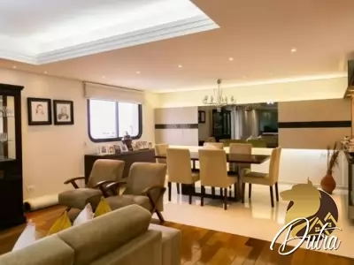 Edifício Adriana Aclimação 240m² 04 Dormitórios 02 Suítes 3 Vagas