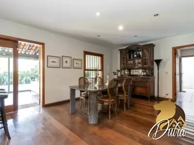 Padrão Jardim Panorama 410m² 04 Dormitórios 03 Suítes 3 Vagas