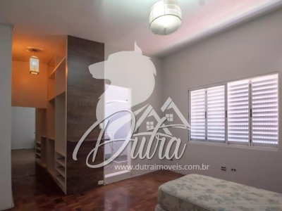 Padrão Pacaembu 452m² 04 Dormitórios 03 Suítes 5 Vagas