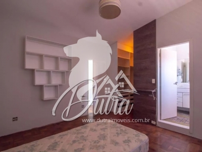 Padrão Pacaembu 452m² 04 Dormitórios 03 Suítes 5 Vagas