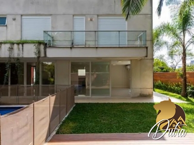 Condominio Porto Fino Parque Colonial 787m² 04 Dormitórios 04 Suítes 8 Vagas