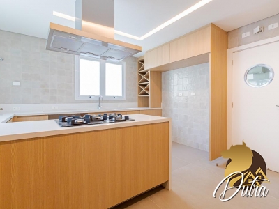 Irma Aguiar de Souza Higienópolis 468m² 04 Dormitórios 02 Suítes 4 Vagas