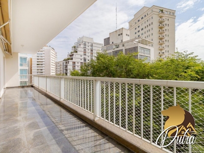 Irma Aguiar de Souza Higienópolis 468m² 04 Dormitórios 02 Suítes 4 Vagas