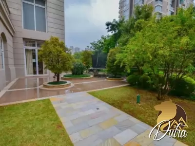 Verveine Jardim Fonte do Morumbi 425m² 04 Dormitórios 04 Suítes 5 Vagas